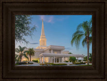 Load image into Gallery viewer, Orlando 02
