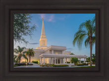 Load image into Gallery viewer, Orlando 02
