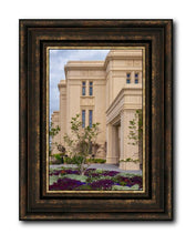 Load image into Gallery viewer, Payson Garden Detail
