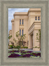 Load image into Gallery viewer, Payson Garden Detail

