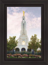 Load image into Gallery viewer, Redlands Temple 01

