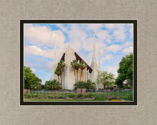 Load image into Gallery viewer, Las Vegas Daytime
