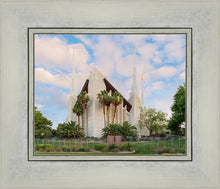 Load image into Gallery viewer, Las Vegas Daytime
