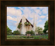Load image into Gallery viewer, Las Vegas Daytime
