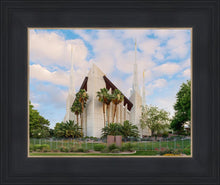 Load image into Gallery viewer, Las Vegas Daytime
