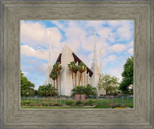 Load image into Gallery viewer, Las Vegas Daytime
