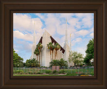 Load image into Gallery viewer, Las Vegas Daytime
