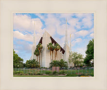 Load image into Gallery viewer, Las Vegas Daytime
