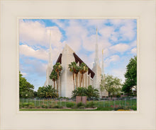 Load image into Gallery viewer, Las Vegas Daytime
