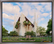 Load image into Gallery viewer, Las Vegas Daytime
