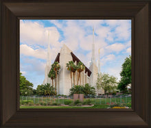 Load image into Gallery viewer, Las Vegas Daytime
