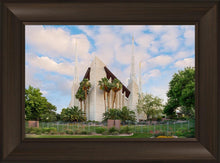 Load image into Gallery viewer, Las Vegas Daytime

