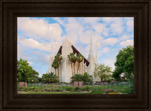 Load image into Gallery viewer, Las Vegas Daytime
