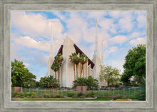 Load image into Gallery viewer, Las Vegas Daytime
