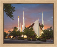 Load image into Gallery viewer, Las Vegas House of the Lord
