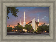 Load image into Gallery viewer, Las Vegas House of the Lord
