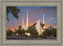 Load image into Gallery viewer, Las Vegas House of the Lord
