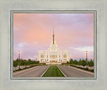 Load image into Gallery viewer, Saratoga Springs Foundations

