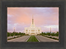 Load image into Gallery viewer, Saratoga Springs Foundations
