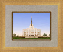 Load image into Gallery viewer, Saratoga Springs Arrival

