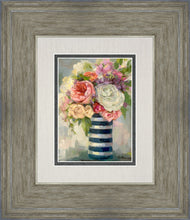 Load image into Gallery viewer, Flowers &amp; Vase
