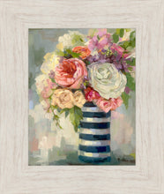 Load image into Gallery viewer, Flowers &amp; Vase
