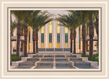 Load image into Gallery viewer, Gilbert Close Up
