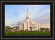 Load image into Gallery viewer, Gilbert 02
