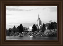 Load image into Gallery viewer, Idaho Falls B&amp;W
