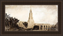 Load image into Gallery viewer, Redlands Vintage
