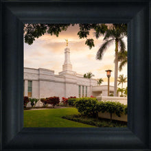 Load image into Gallery viewer, Kona Sunset Panorama
