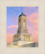 Load image into Gallery viewer, Helena Montana Look Up
