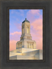 Load image into Gallery viewer, Helena Montana Look Up
