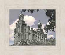 Load image into Gallery viewer, Logan Utah Temple - Grey Sky
