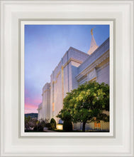 Load image into Gallery viewer, Bountiful Side
