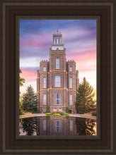 Load image into Gallery viewer, Logan Front
