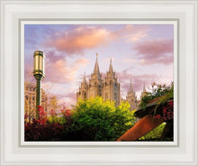Load image into Gallery viewer, Temple Square Glorious Majesty of His Kingdom
