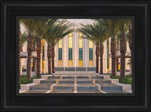 Load image into Gallery viewer, Gilbert Close Up
