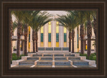 Load image into Gallery viewer, Gilbert Close Up
