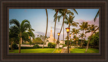 Load image into Gallery viewer, Kona Temple Grounds

