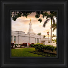 Load image into Gallery viewer, Kona Sunset Panorama
