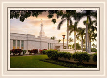 Load image into Gallery viewer, Kona Sunset Panorama
