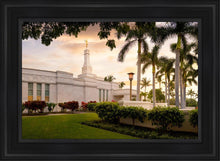 Load image into Gallery viewer, Kona Sunset Panorama
