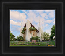 Load image into Gallery viewer, Las Vegas Daytime
