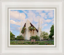 Load image into Gallery viewer, Las Vegas Daytime
