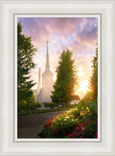 Load image into Gallery viewer, Portland Garden Circle
