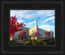 Load image into Gallery viewer, Snowflake Vivid Autumn
