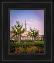Load image into Gallery viewer, Spokane Flowers

