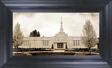 Load image into Gallery viewer, Spokane Vintage
