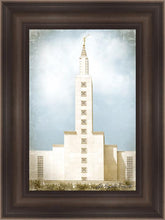 Load image into Gallery viewer, Los Angeles Aged Color
